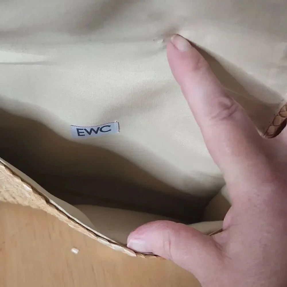 EWC woven straw envelope clutch - Picture 4 of 4